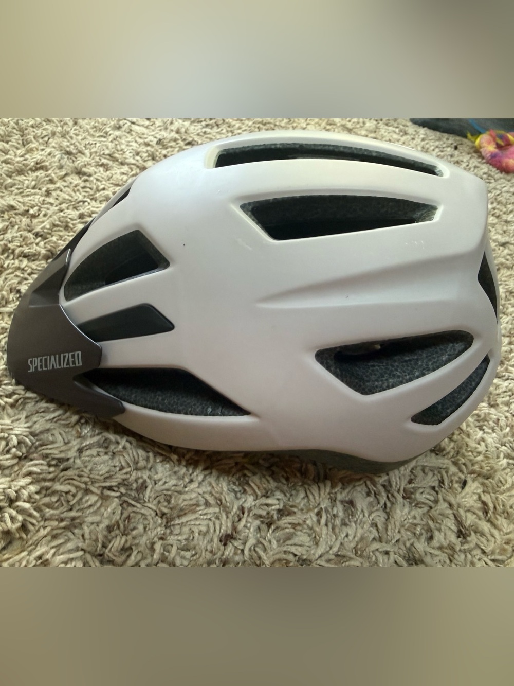 Like New - Specialized Shuffle SB Youth Bike Helmet (52-57cm)